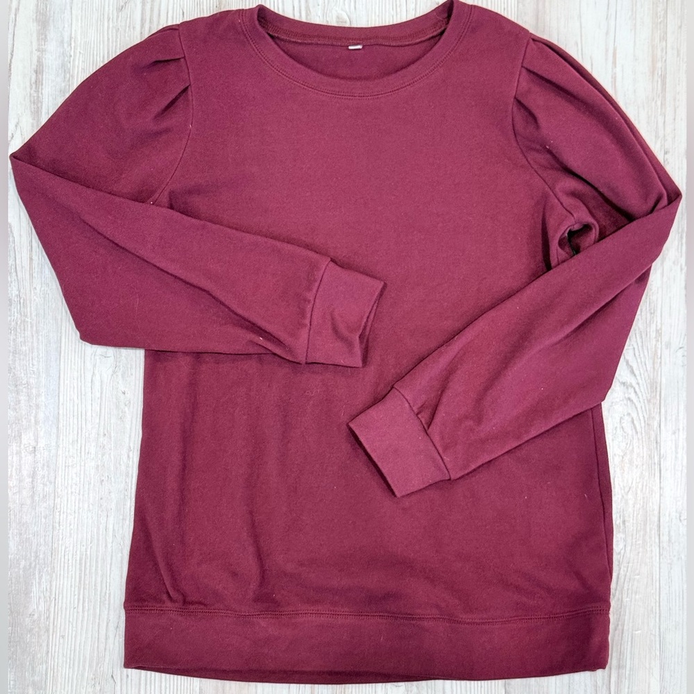 Elegant Women's Burgundy Crew Neck Sweater